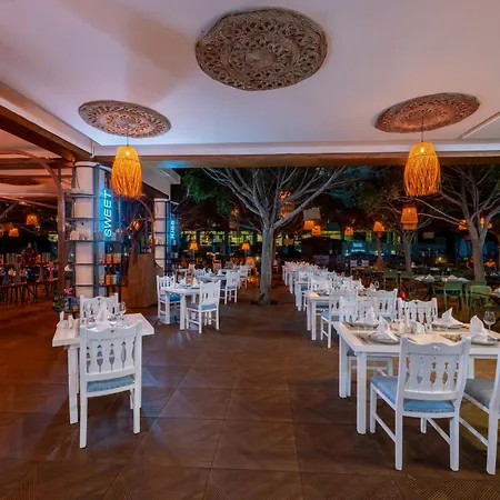 Hotel Selectum Family Side