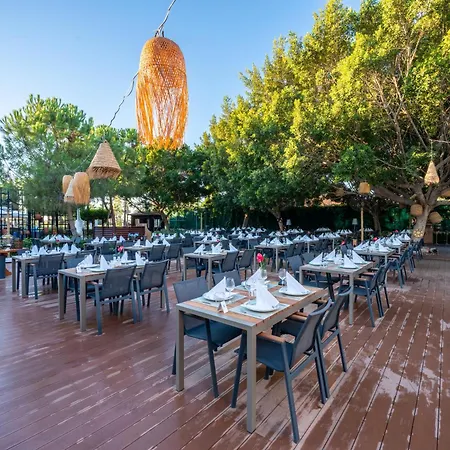Selectum Family Side Hotel