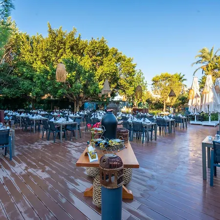 Selectum Family Side Hotel