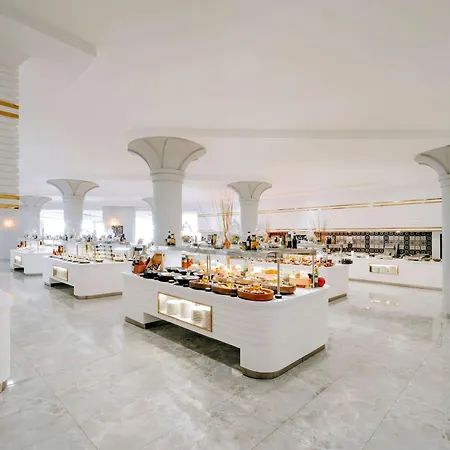 Selectum Family Side Hotel 5*