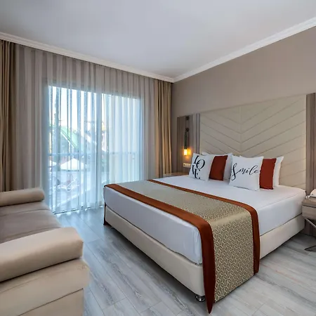 Selectum Family Side Kizilagac (Manavgat)