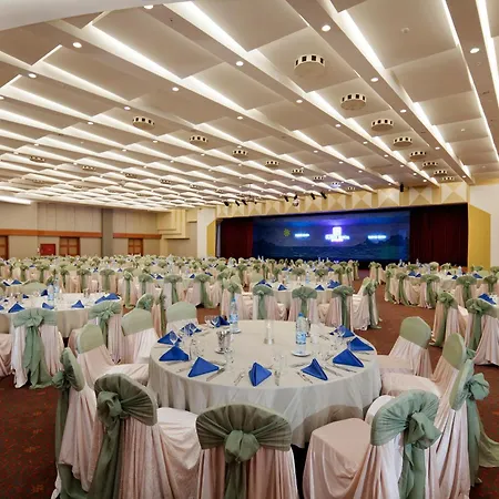 Selectum Family Side Otel
