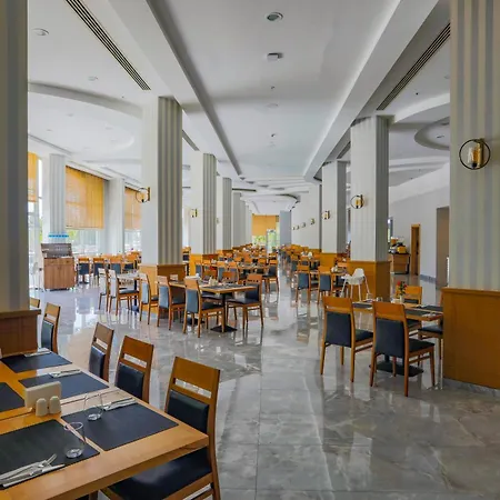 Selectum Family Side Otel