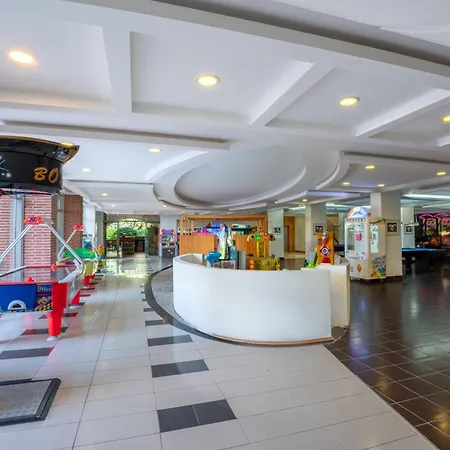 Отель Selectum Family Side 5*